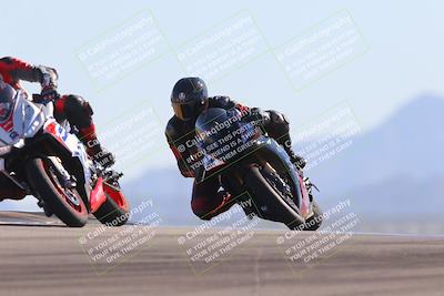 media/Nov-06-2023-Moto Forza (Mon) [[ce023d0744]]/2-Advanced Group/Session 4 (Turn 9)/